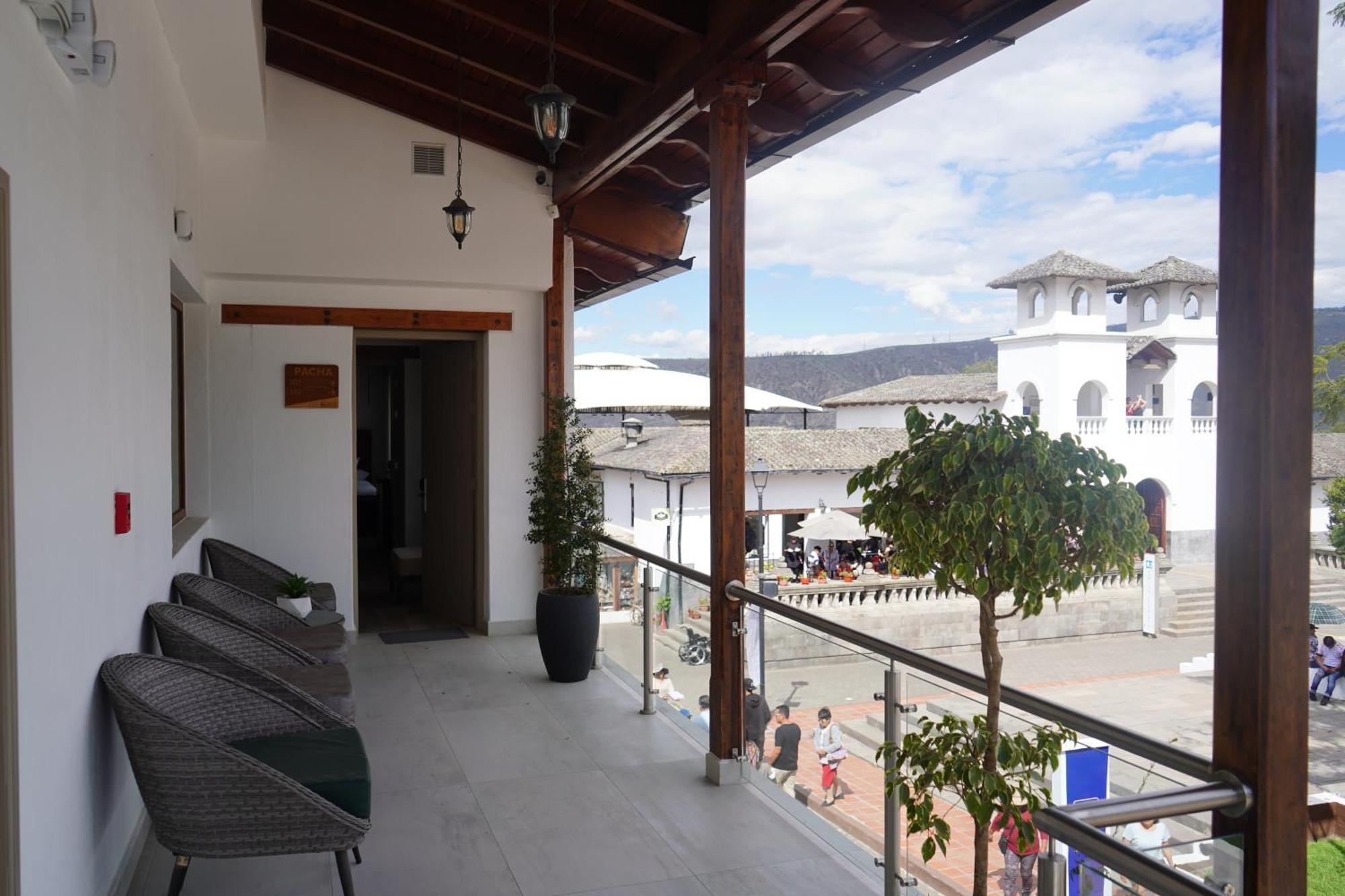 Hotel Boutique Mitad Del Mundo Quito Ngoại thất bức ảnh